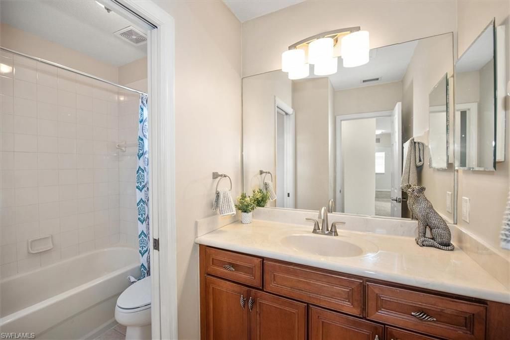 21810 Rainbow Lake Ct, Estero, FL 33928 Photo