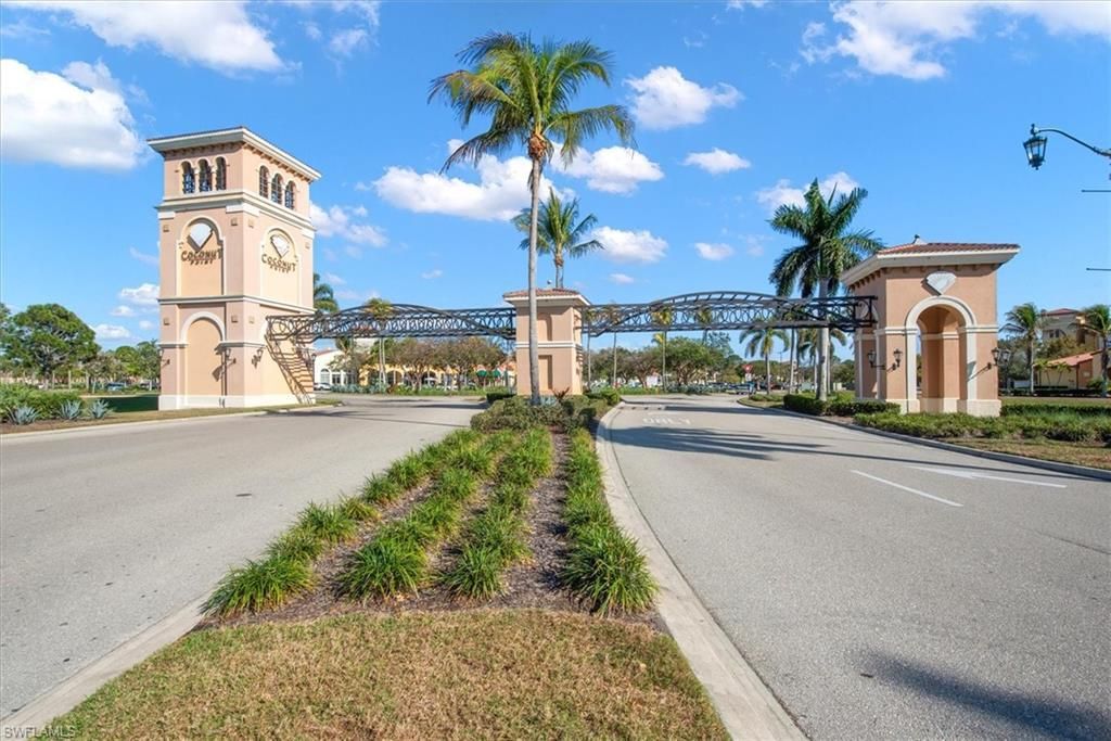 21810 Rainbow Lake Ct, Estero, FL 33928 Photo