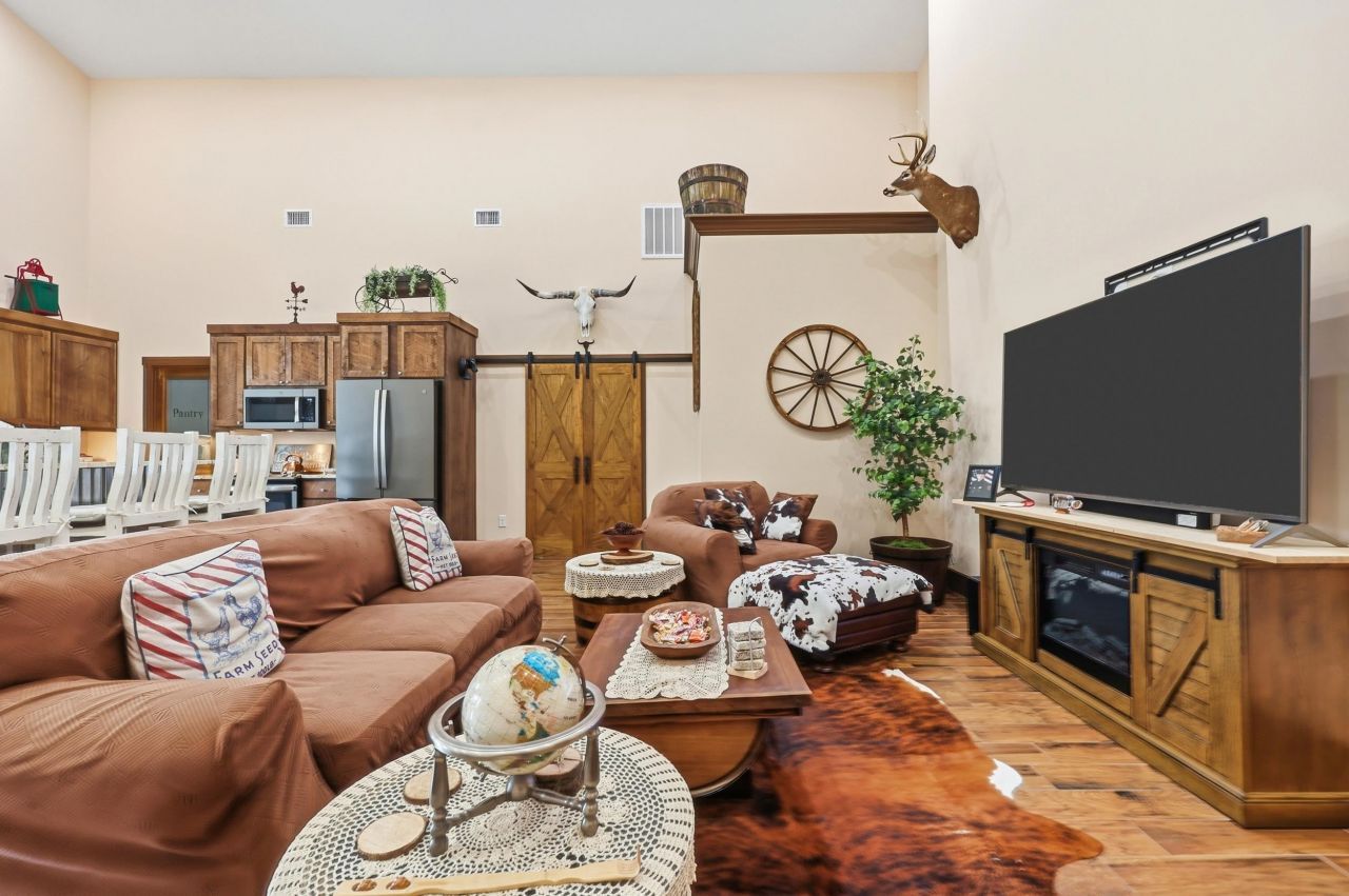 7299 Cartrette Rd.  Photo 7