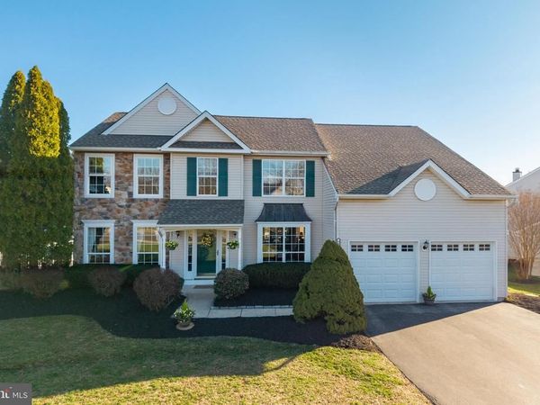 891 WINDING RIVER LANE, PHOENIXVILLE, PA 19460