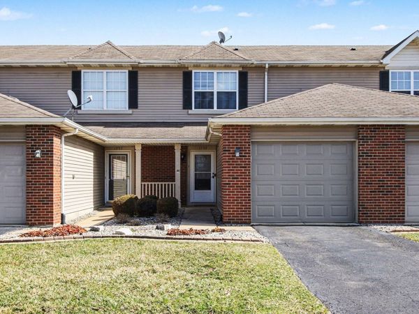 1759 Autumn Court, Unit 4, Dyer, IN 46311