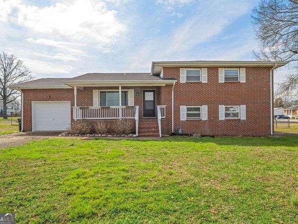 31 Jackson Way, Fort Oglethorpe, GA 30742