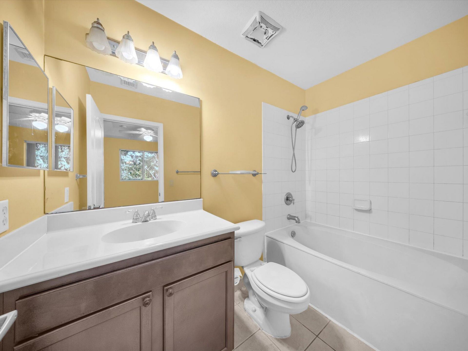 21223 NW 14th Place, Unit 324, Miami Gardens, FL 33169 Photo