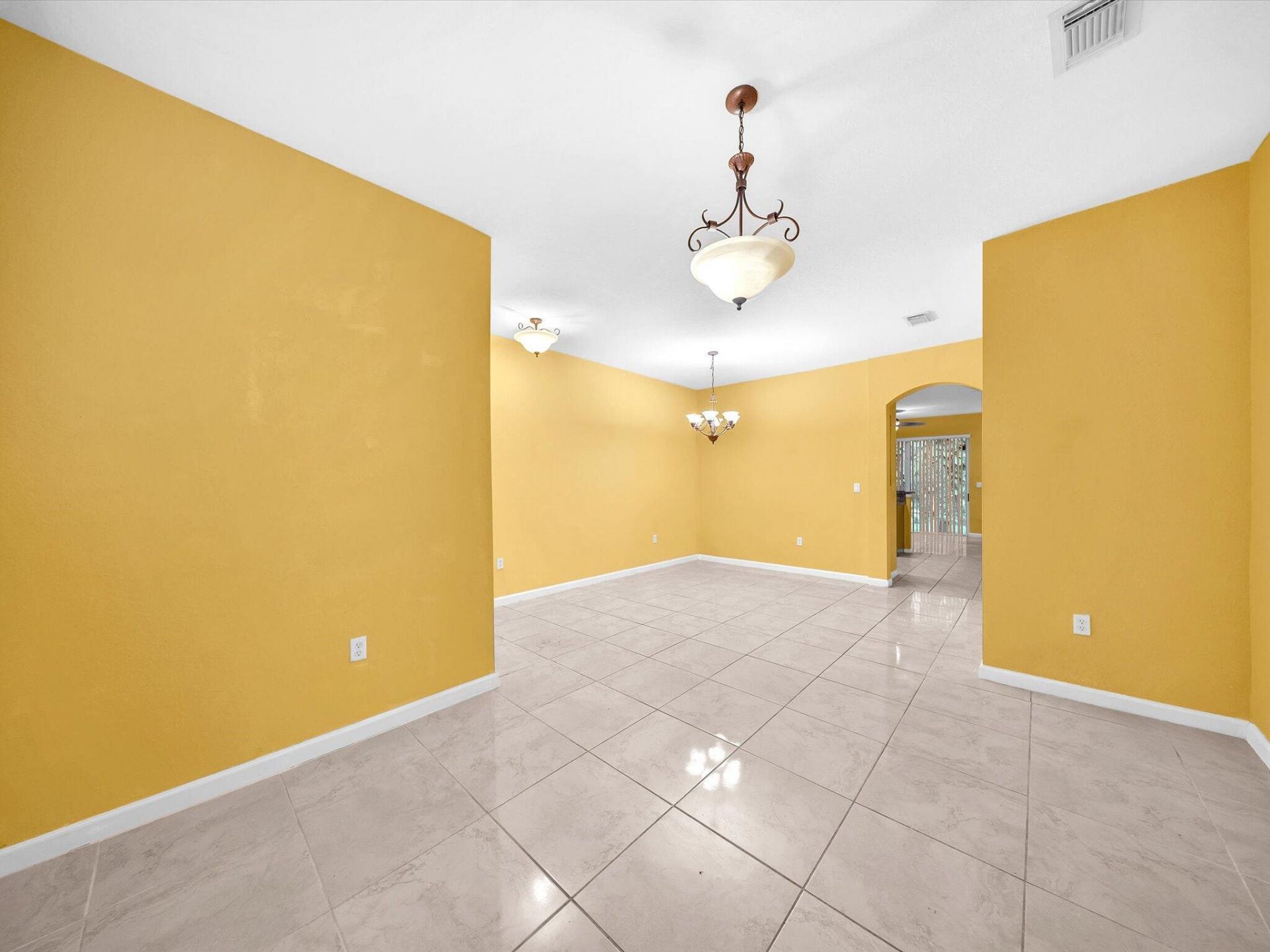 21223 NW 14th Place, Unit 324, Miami Gardens, FL 33169 Photo