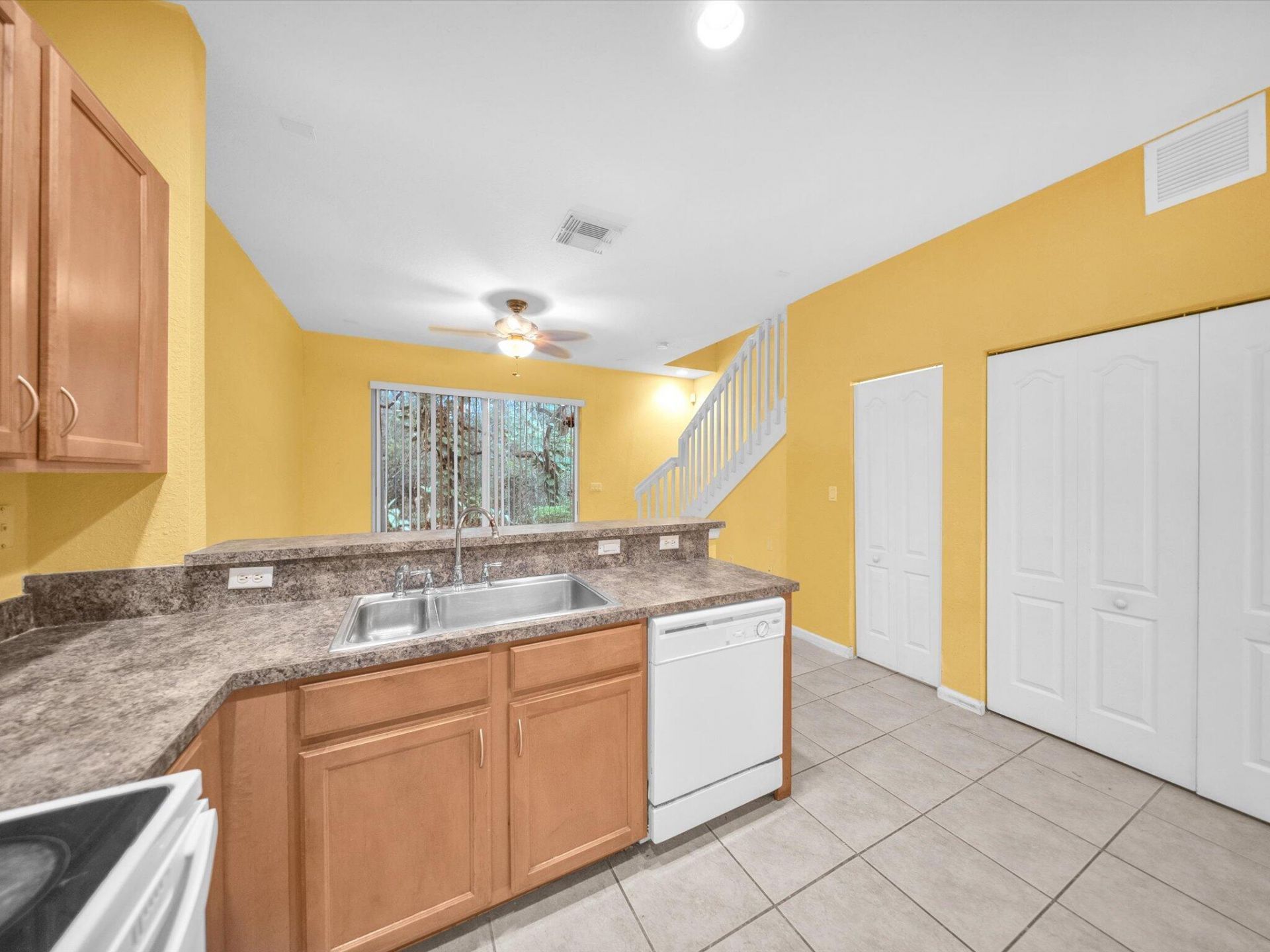 21223 NW 14th Place, Unit 324, Miami Gardens, FL 33169 Photo