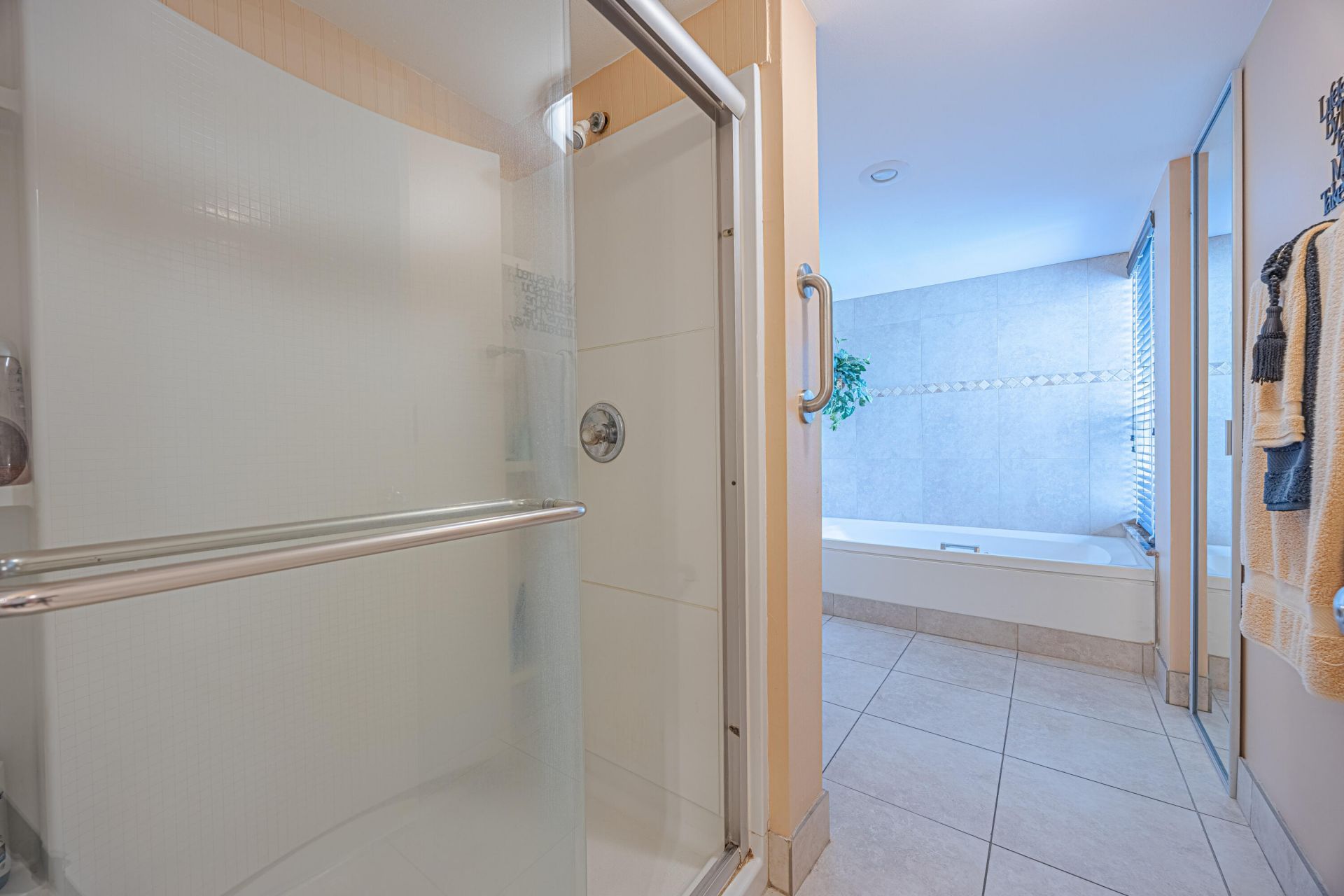 5750 Camino Del Sol, Unit 202, Boca Raton, FL 33433 Photo