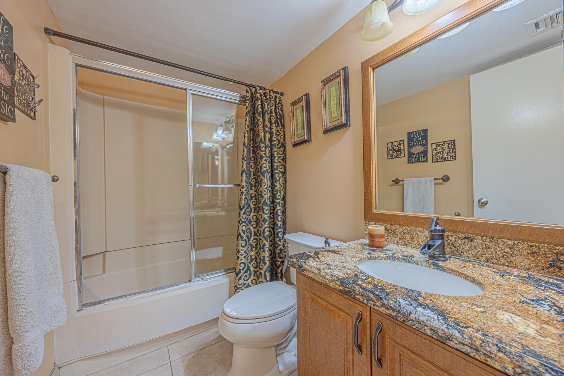 5750 Camino Del Sol, Unit 202, Boca Raton, FL 33433 Photo