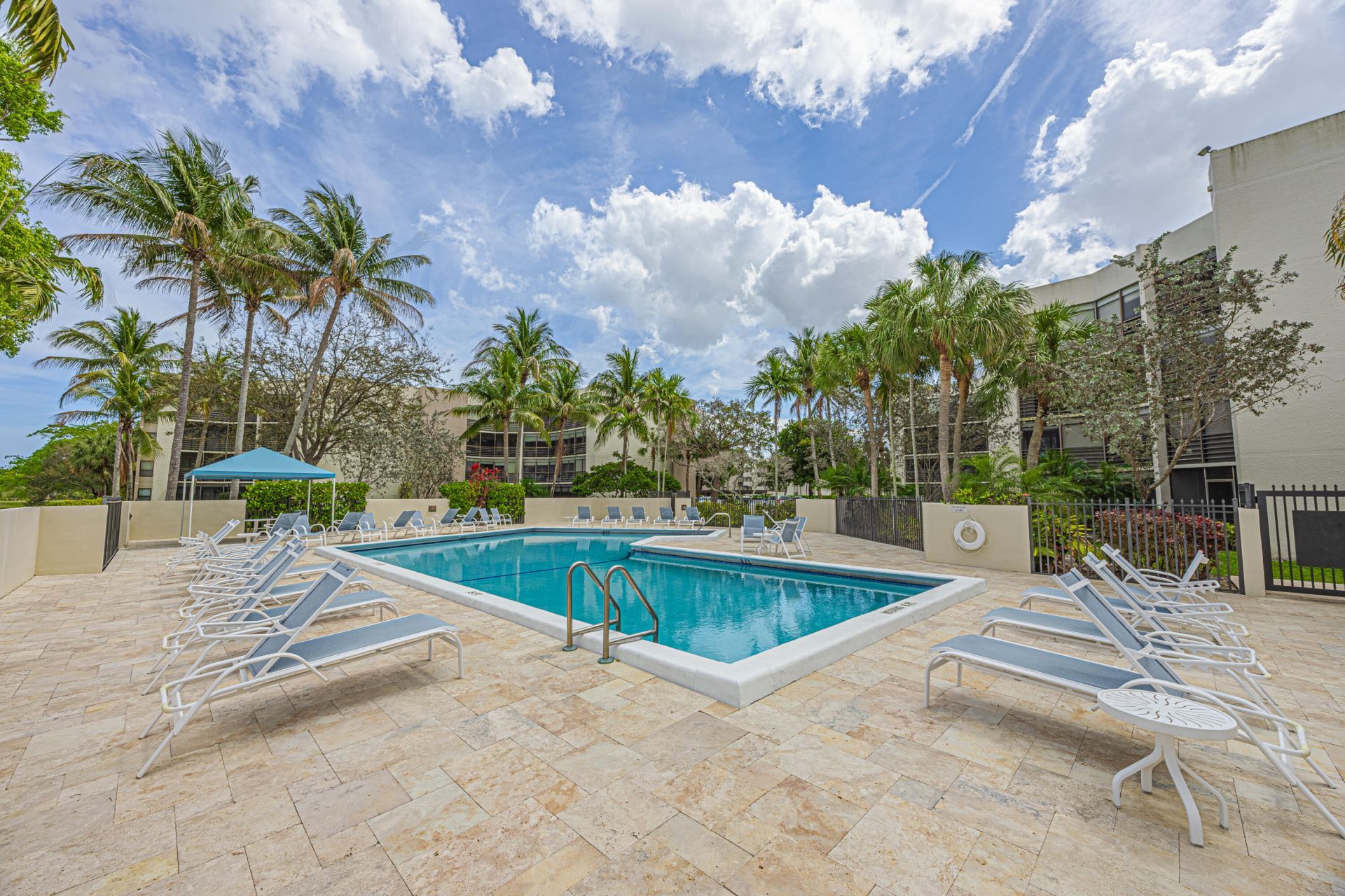 5750 Camino Del Sol, Unit 202, Boca Raton, FL 33433 Photo