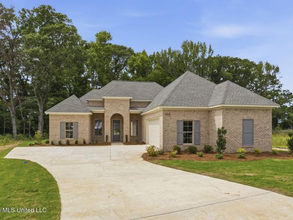 364 Aurora Circle, Canton, MS 39046