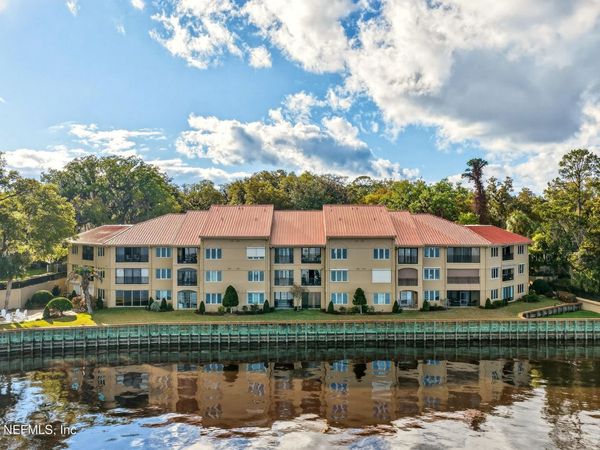 2099 WINTERBOURNE E, Unit 302, Orange Park, FL 32073