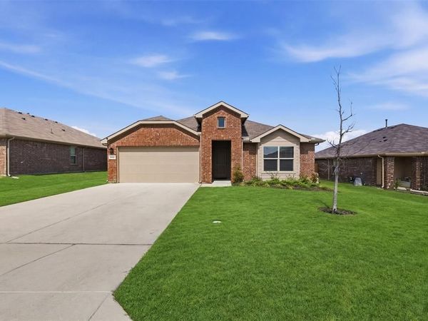 13504 Gunsmoke Lane, Cresson, TX 76035