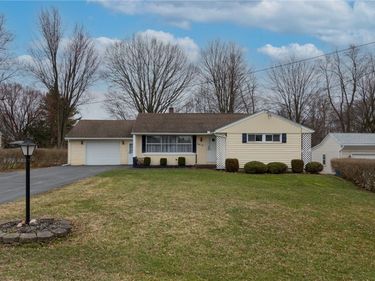 6010 Clark Rd Road, Newark, NY 14513