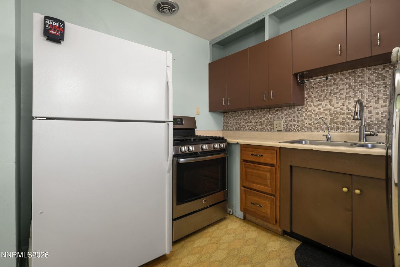 112 K Street, Sparks, NV 89431 Photo