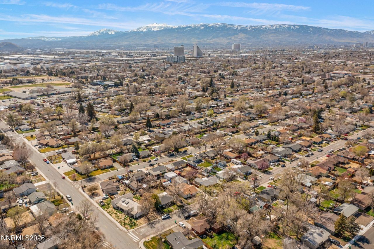 112 K Street, Sparks, NV 89431 Photo