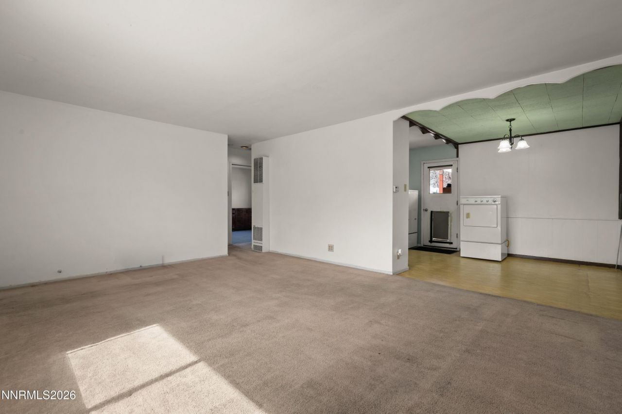 112 K Street, Sparks, NV 89431 Photo