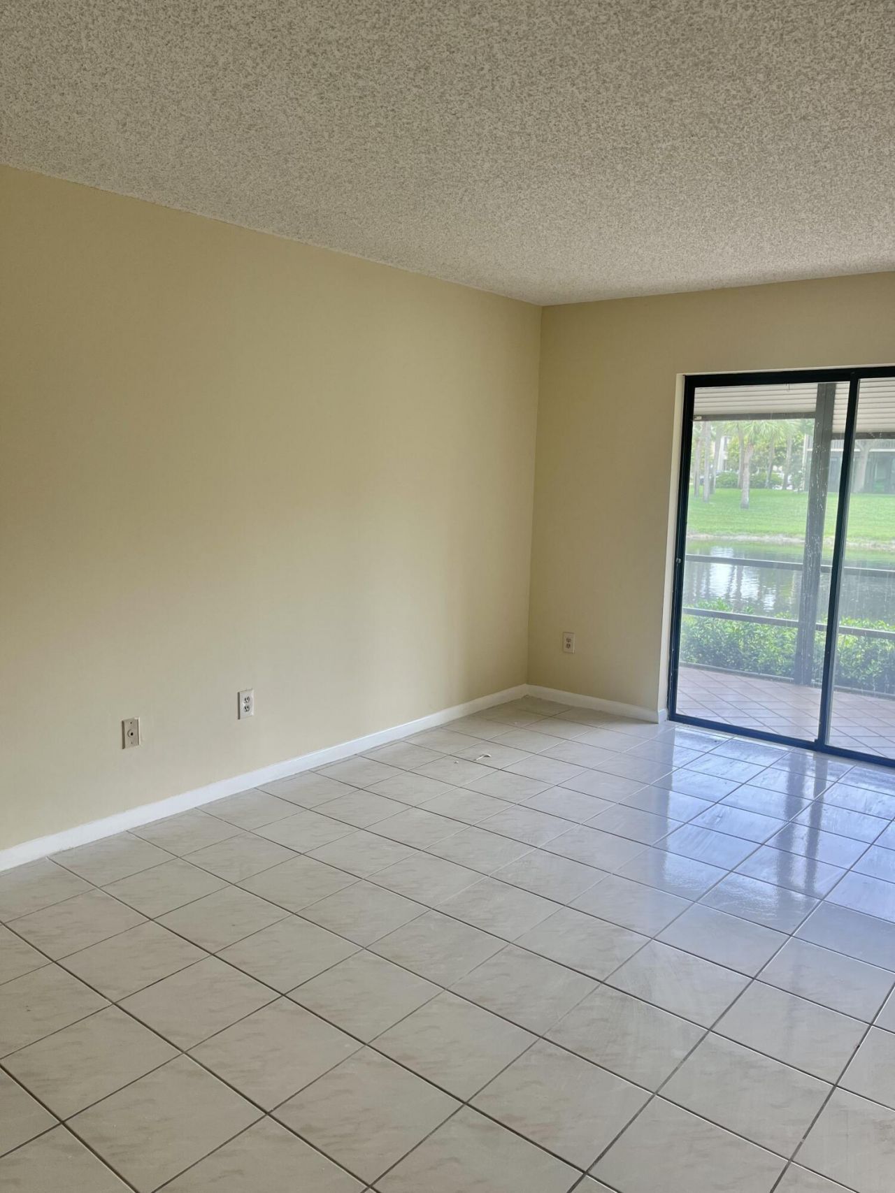 3529 Englewood Drive E, Unit 313, Lake Worth, FL 33467 Photo