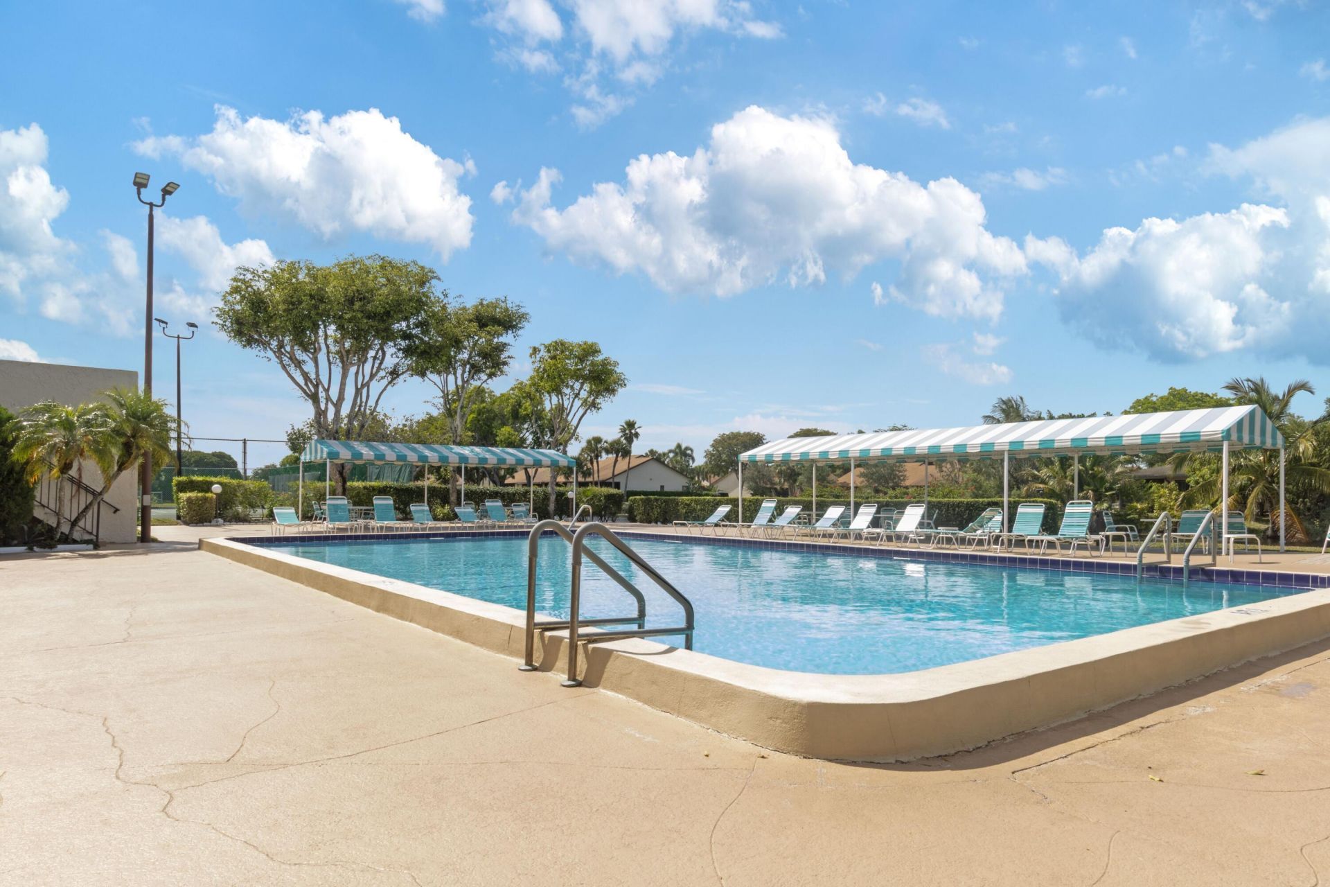 3529 Englewood Drive E, Unit 313, Lake Worth, FL 33467 Photo