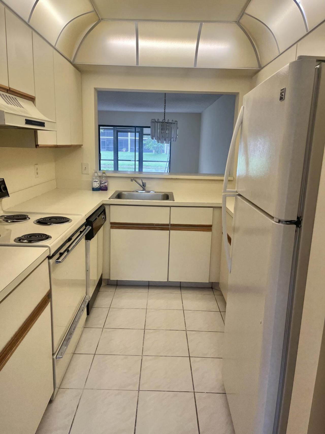 3529 Englewood Drive E, Unit 313, Lake Worth, FL 33467 Photo