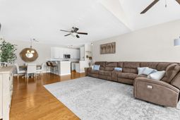 1471 Belcourt Lane photo 4