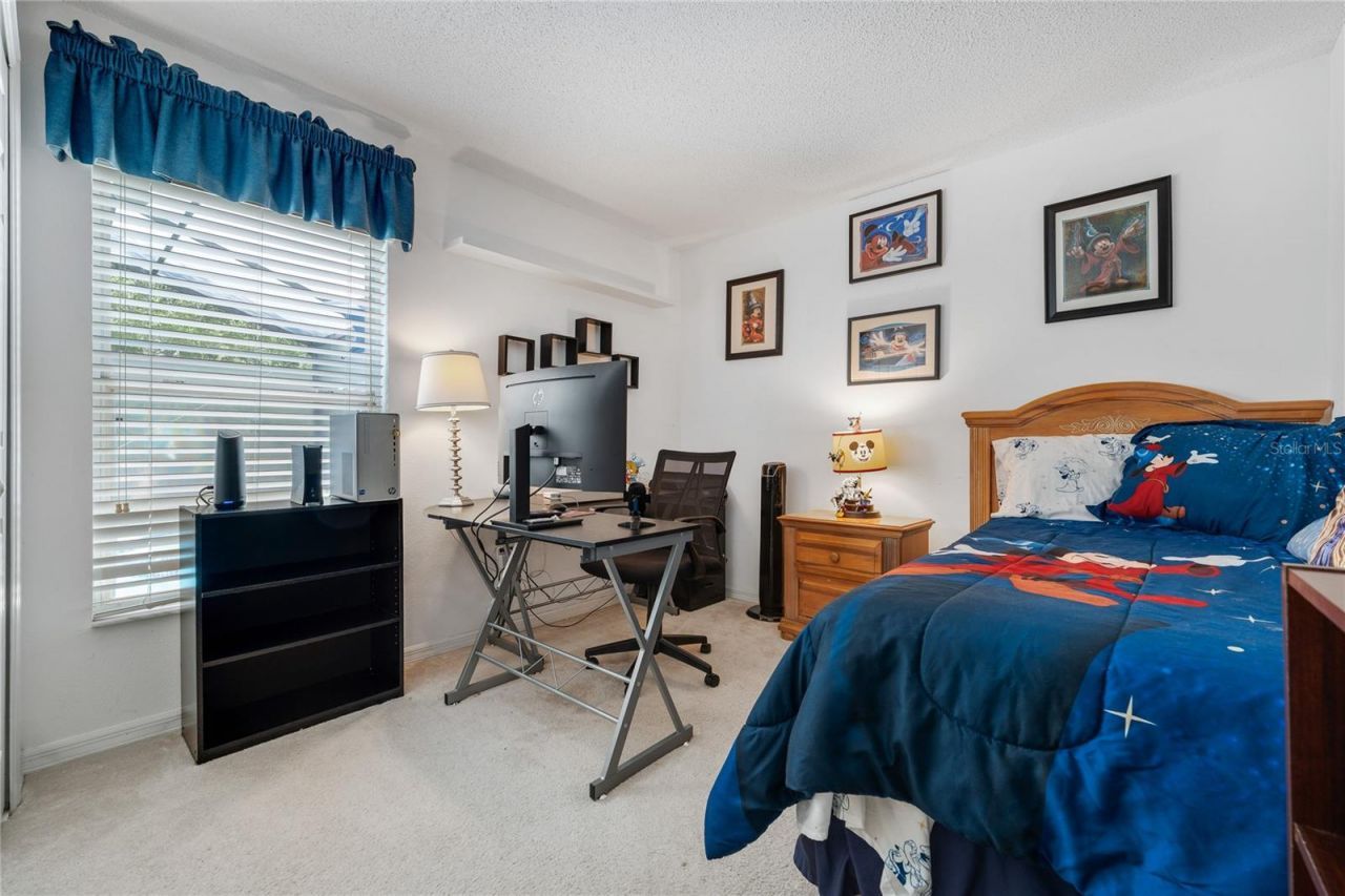 1045 Lake Berkley Drive E, Kissimmee, FL 34746 Photo