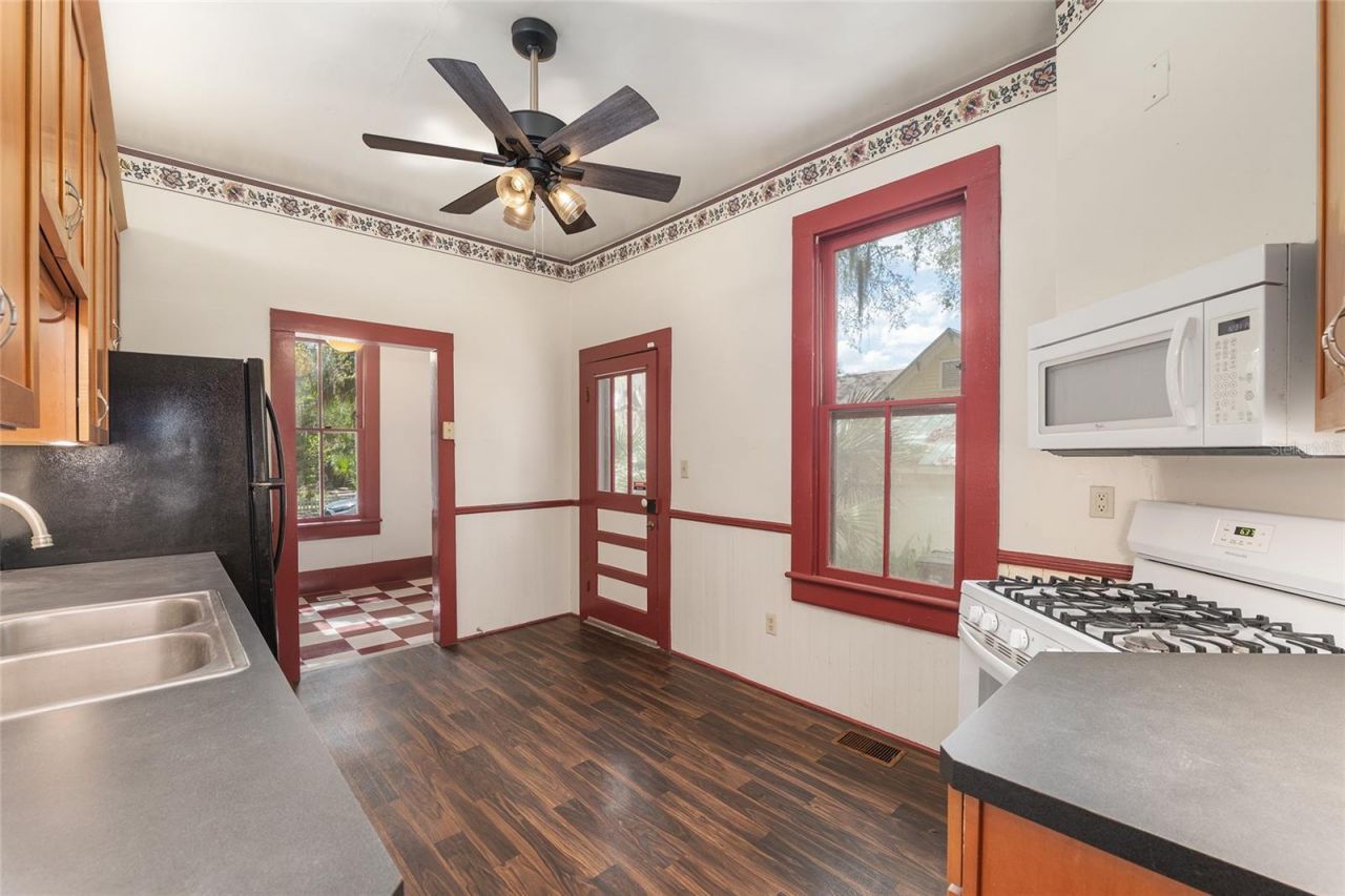 306 NE 3rd Street , Gainesville, FL 32601 Photo