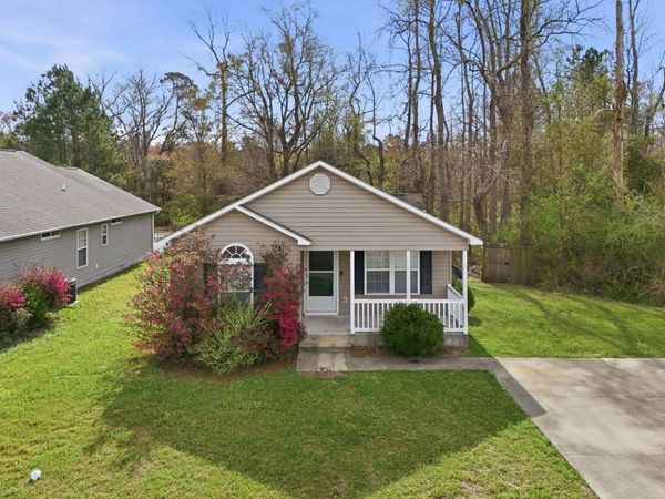 442 Sean River Rd., Conway, SC 29526