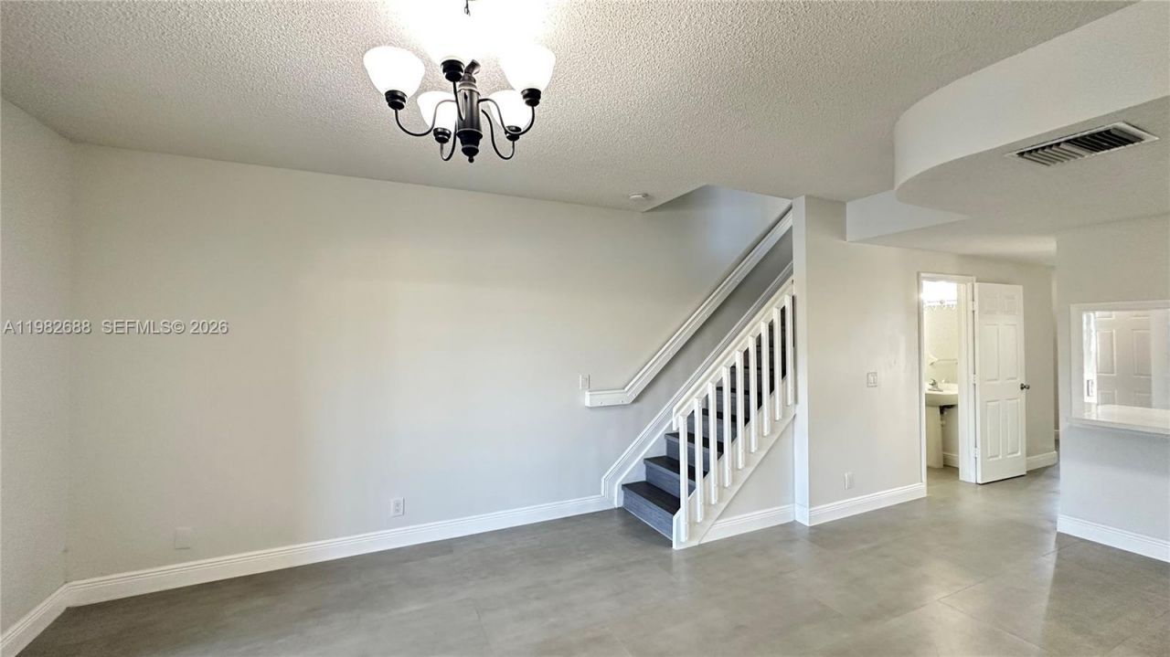 16769 Hemingway Dr, Weston, FL 33326 Photo