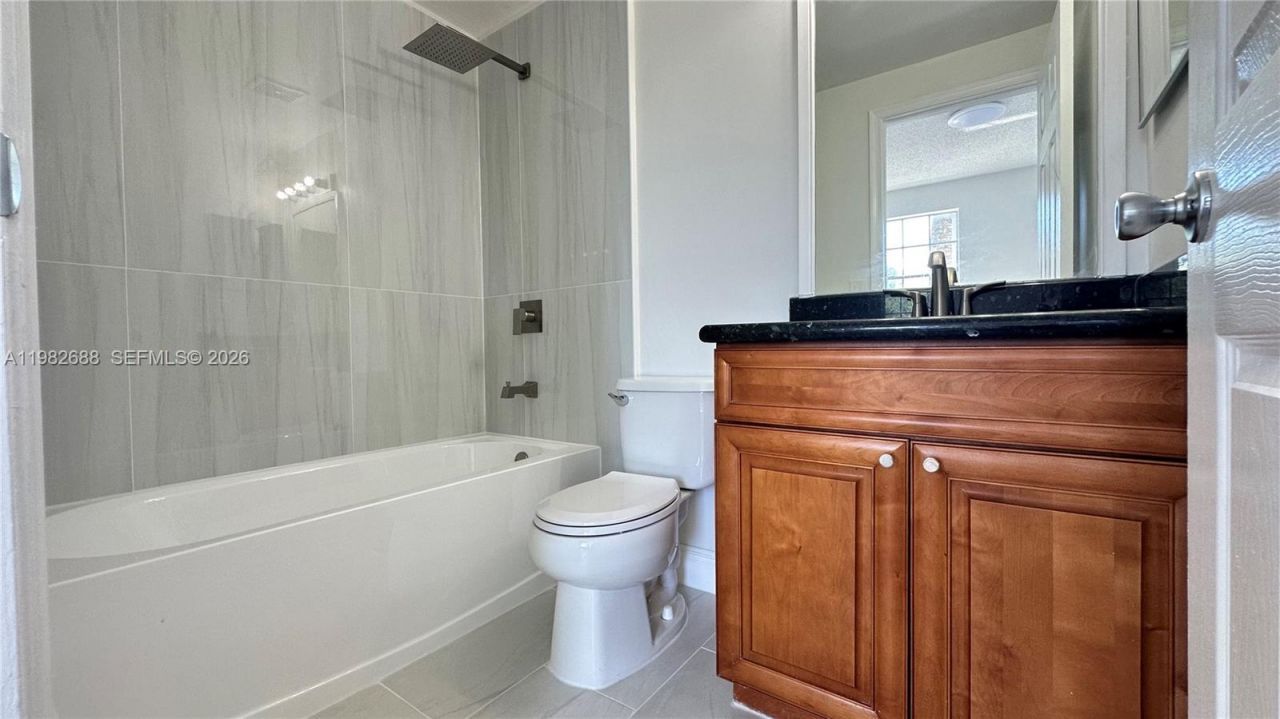 16769 Hemingway Dr, Weston, FL 33326 Photo