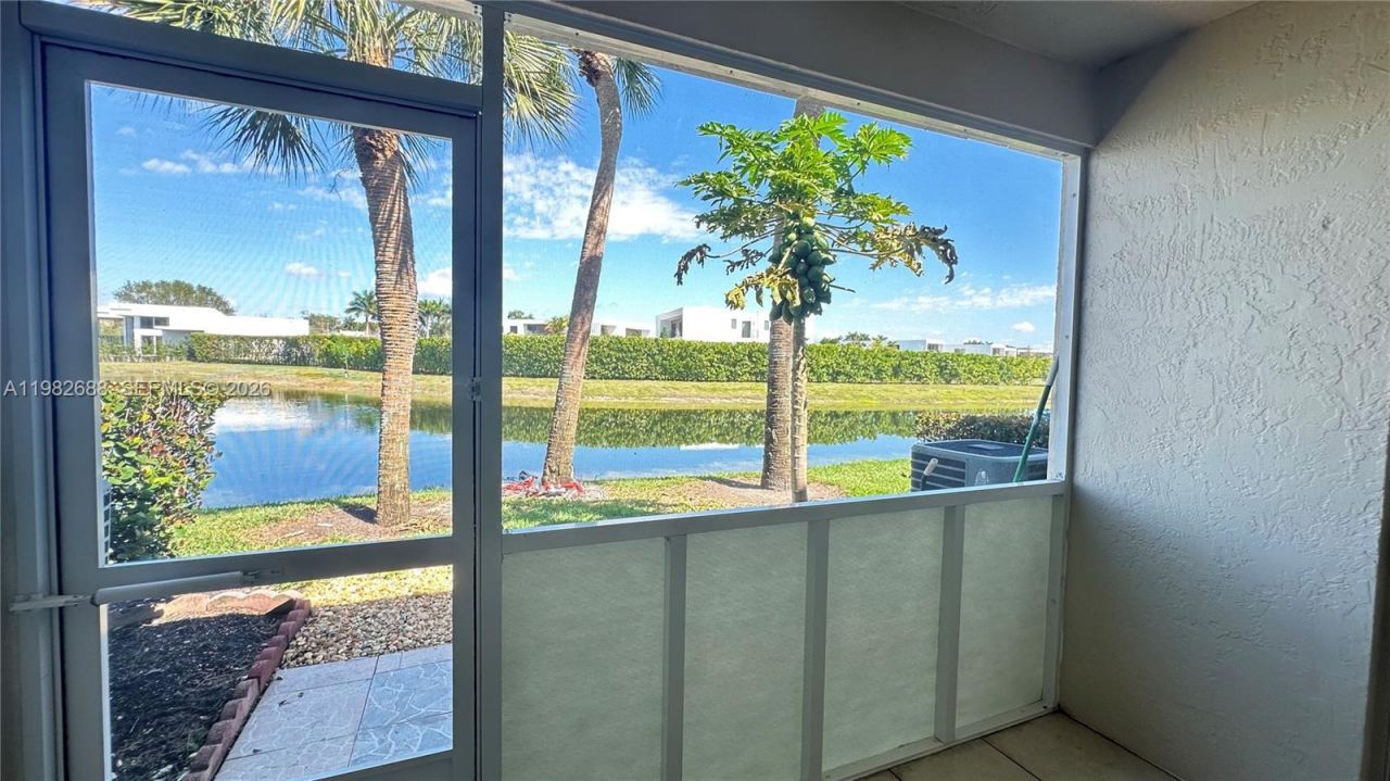 16769 Hemingway Dr, Weston, FL 33326 Photo