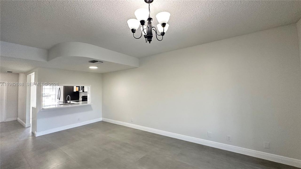 16769 Hemingway Dr, Weston, FL 33326 Photo