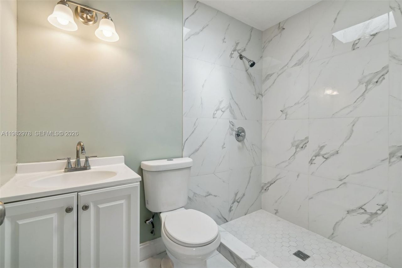 1402 Rolling Green Dr , Apopka, FL 32703 Photo