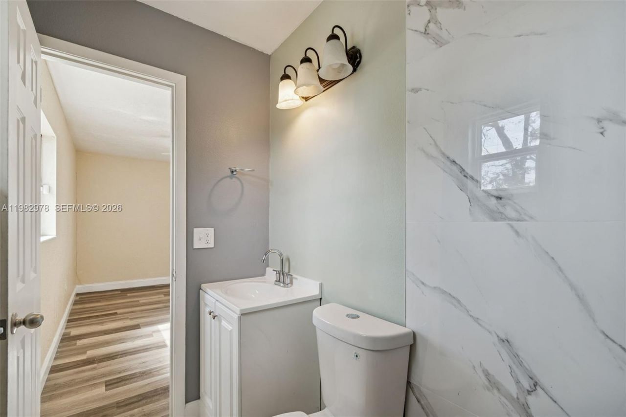 1402 Rolling Green Dr , Apopka, FL 32703 Photo