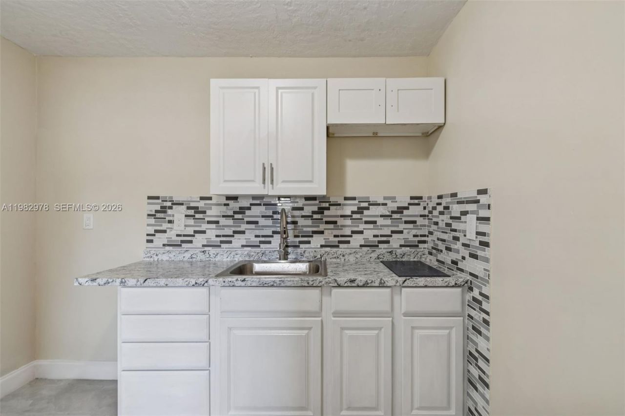 1402 Rolling Green Dr , Apopka, FL 32703 Photo