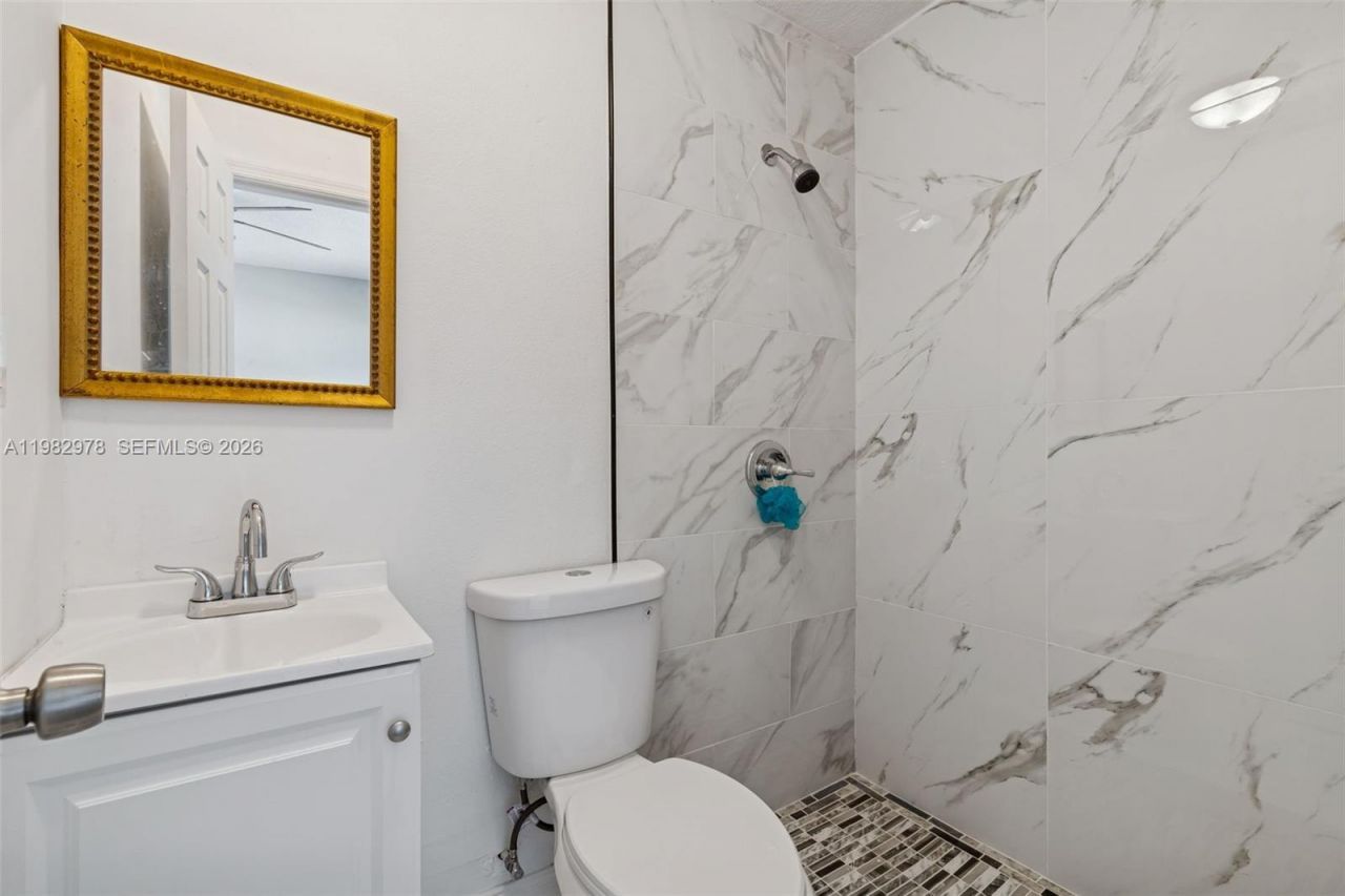 1402 Rolling Green Dr , Apopka, FL 32703 Photo