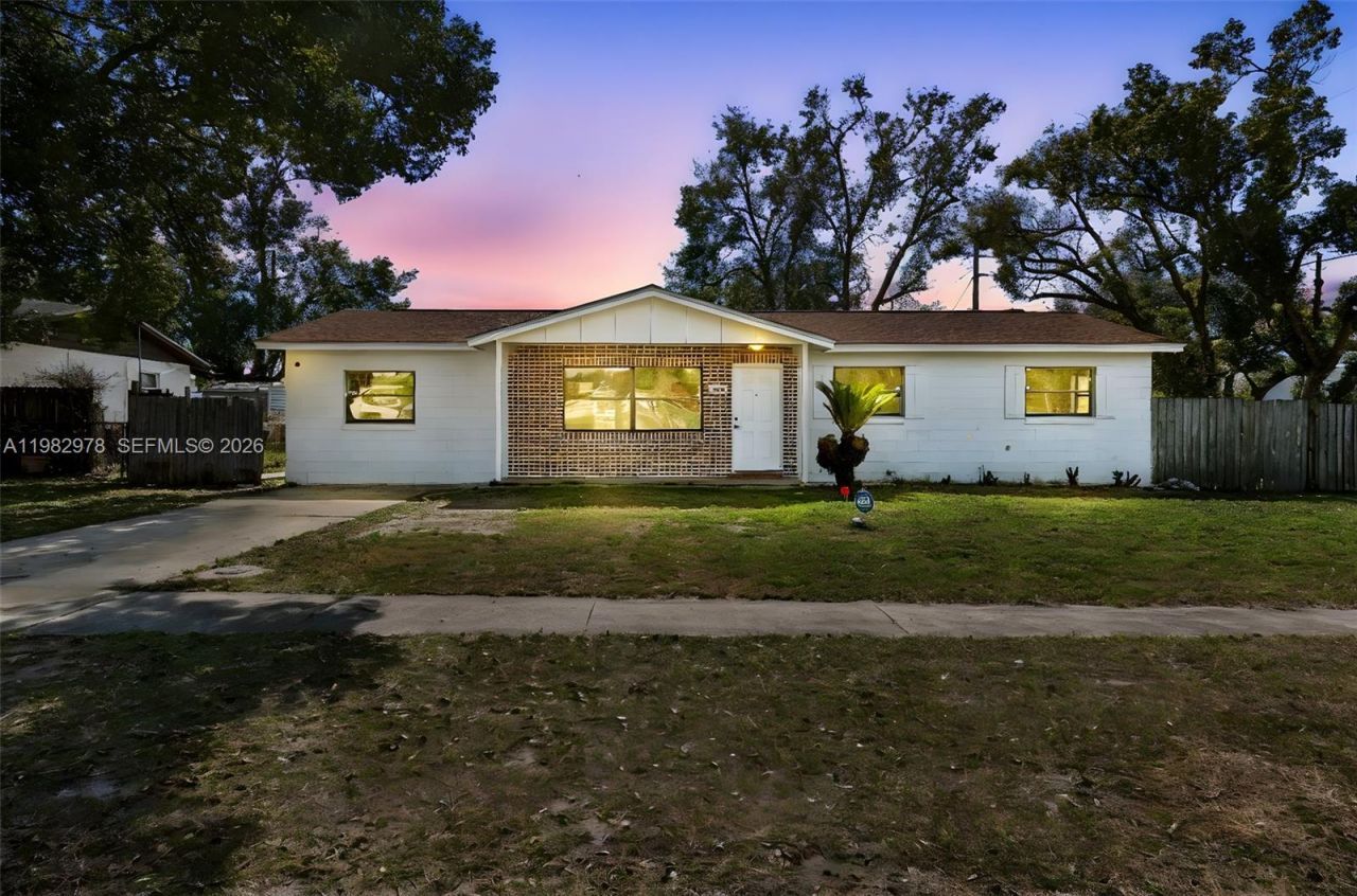 1402 Rolling Green Dr , Apopka, FL 32703 Photo