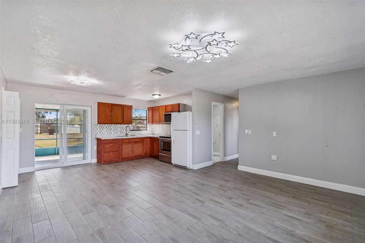 1402 Rolling Green Dr , Apopka, FL 32703 Photo