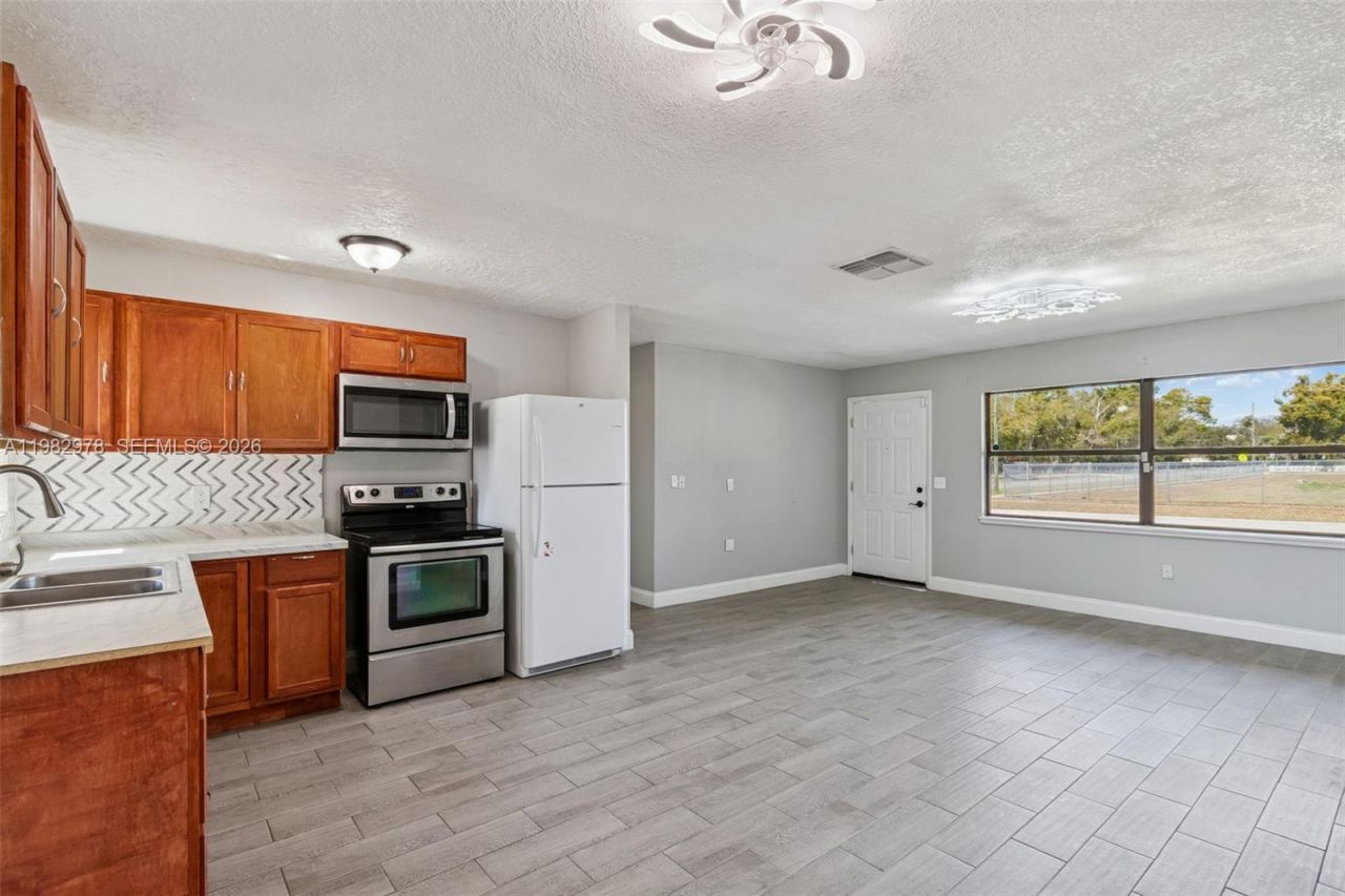 1402 Rolling Green Dr , Apopka, FL 32703 Photo