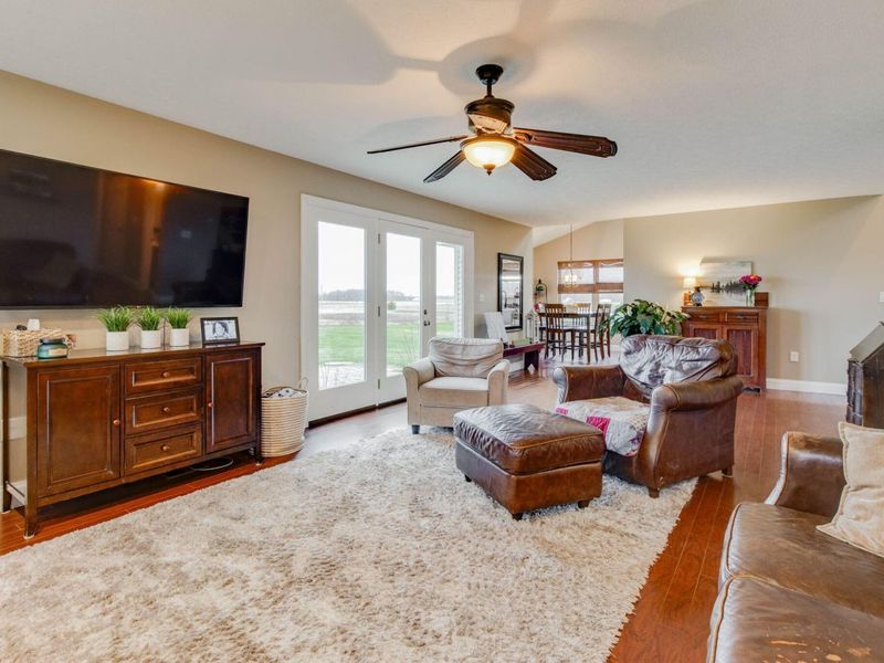 20040 Meranda Road, Maplewood, OH 45340 Photo 2