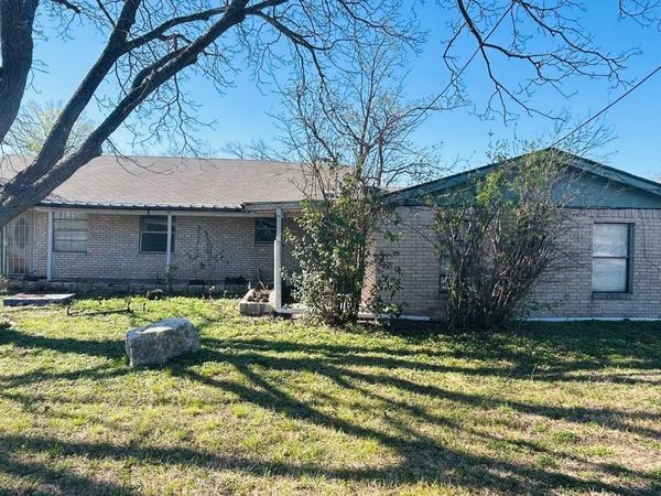 1120 W Goforth RD, Buda, TX 78610