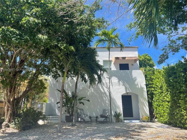 3421 SW 25th St , Unit 01, Miami, FL 33133