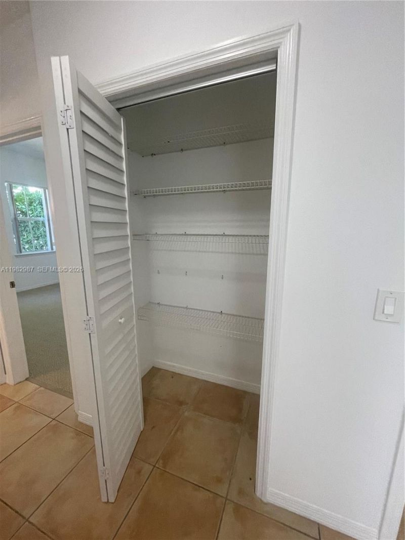 3421 SW 25th St , Unit 01, Miami, FL 33133 Photo