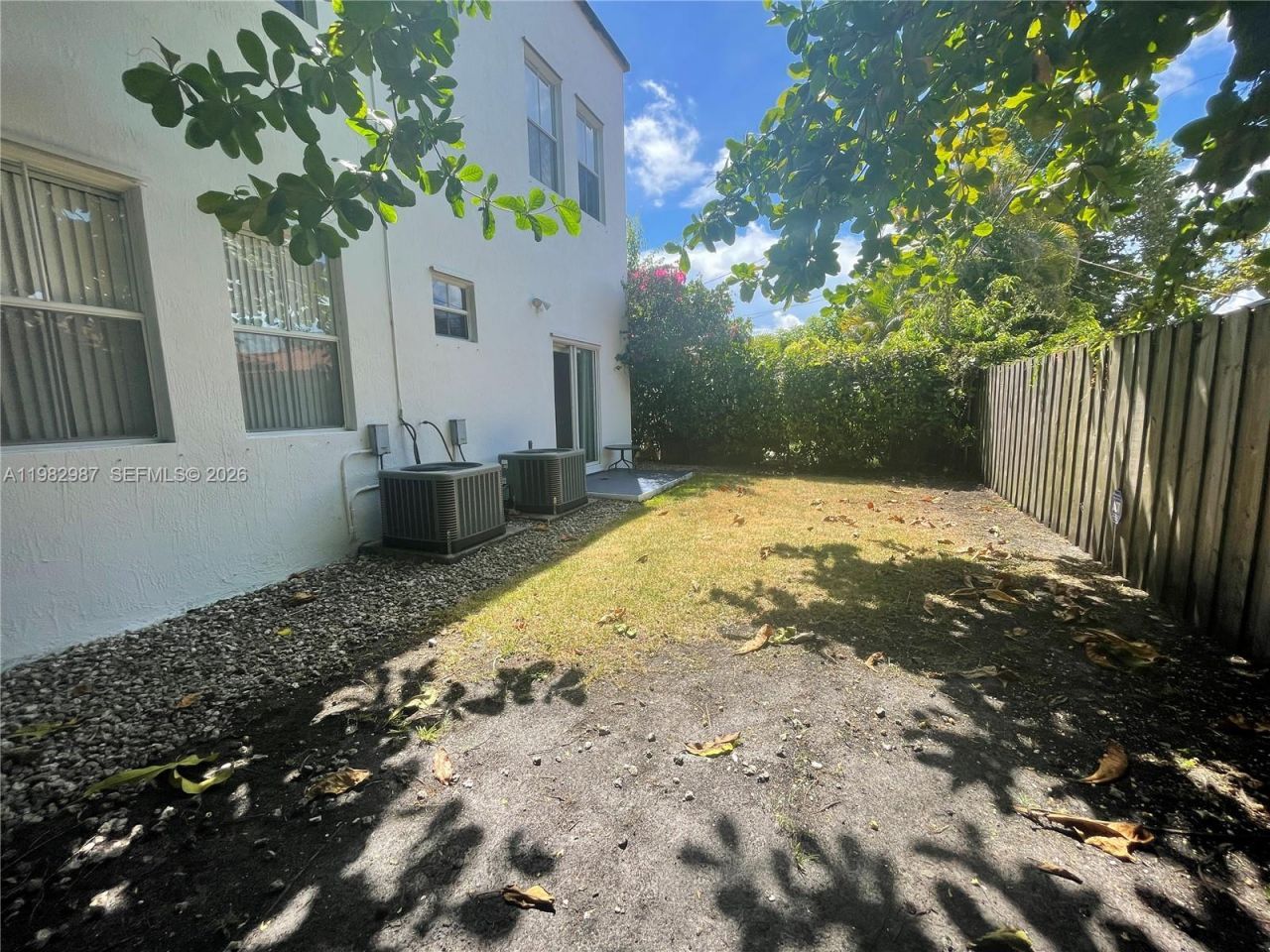 3421 SW 25th St , Unit 01, Miami, FL 33133 Photo