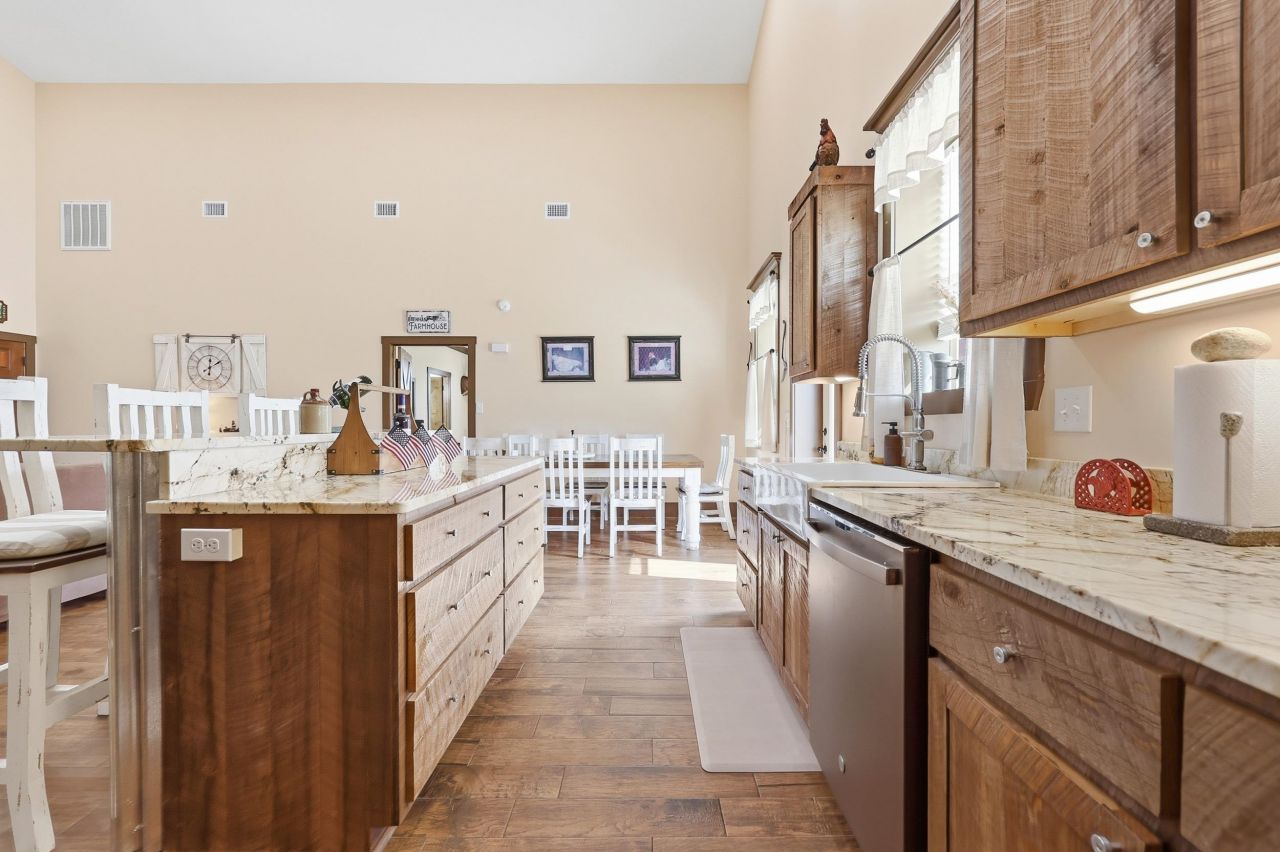 7299 Cartrette Rd.  Photo 13