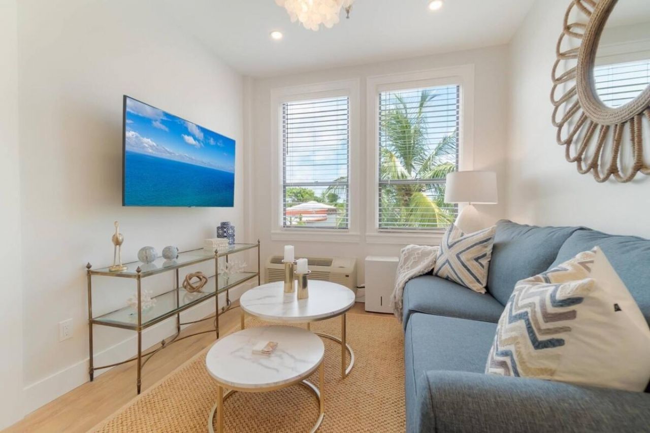 235 Sunrise Avenue, Unit 2208, Palm Beach, FL 33480 Photo