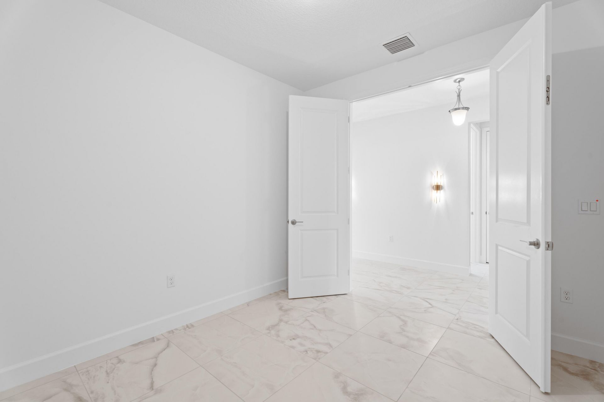 13461 SW Brightside Way, Port Saint Lucie, FL 34987 Photo