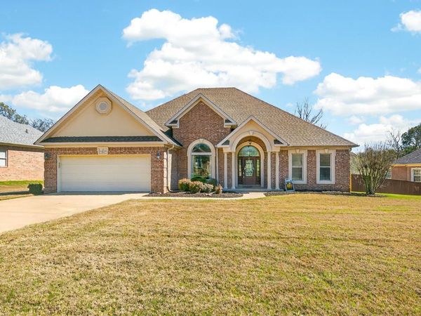 50 Hickory Bend Drive, Cabot, AR 72023