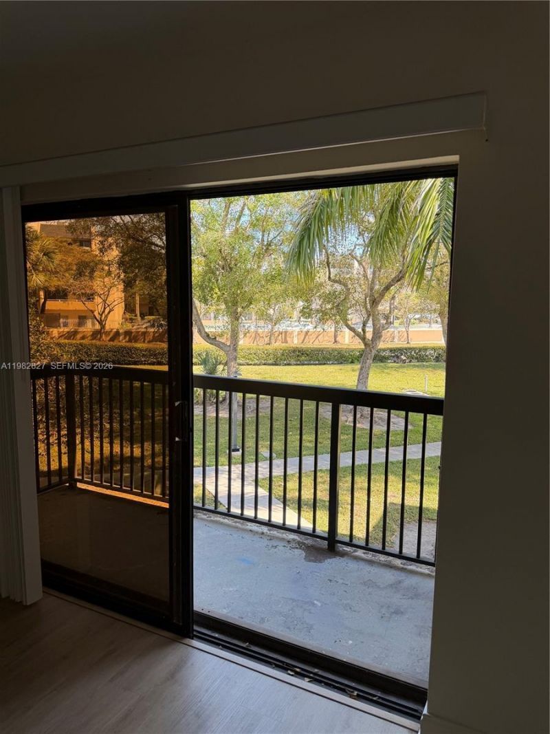 7925 SW 86th St, Unit 923, Miami, FL 33143 Photo