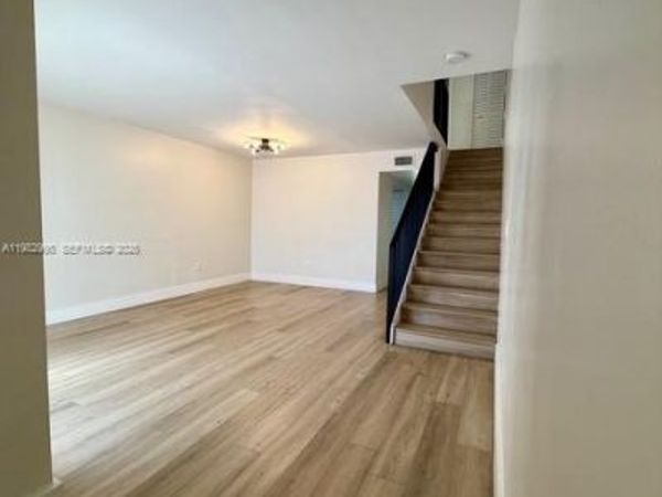 1900 SW 121st Ct, Unit 254, Miami, FL 33175