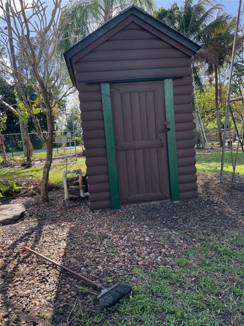 850 Old Us Highway 27, South Bay, FL 33493 Photo