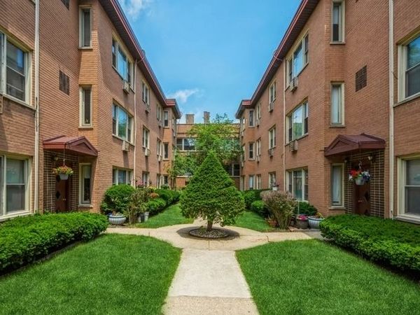 1322 W Lunt Avenue , Unit 205, Chicago, IL 60626